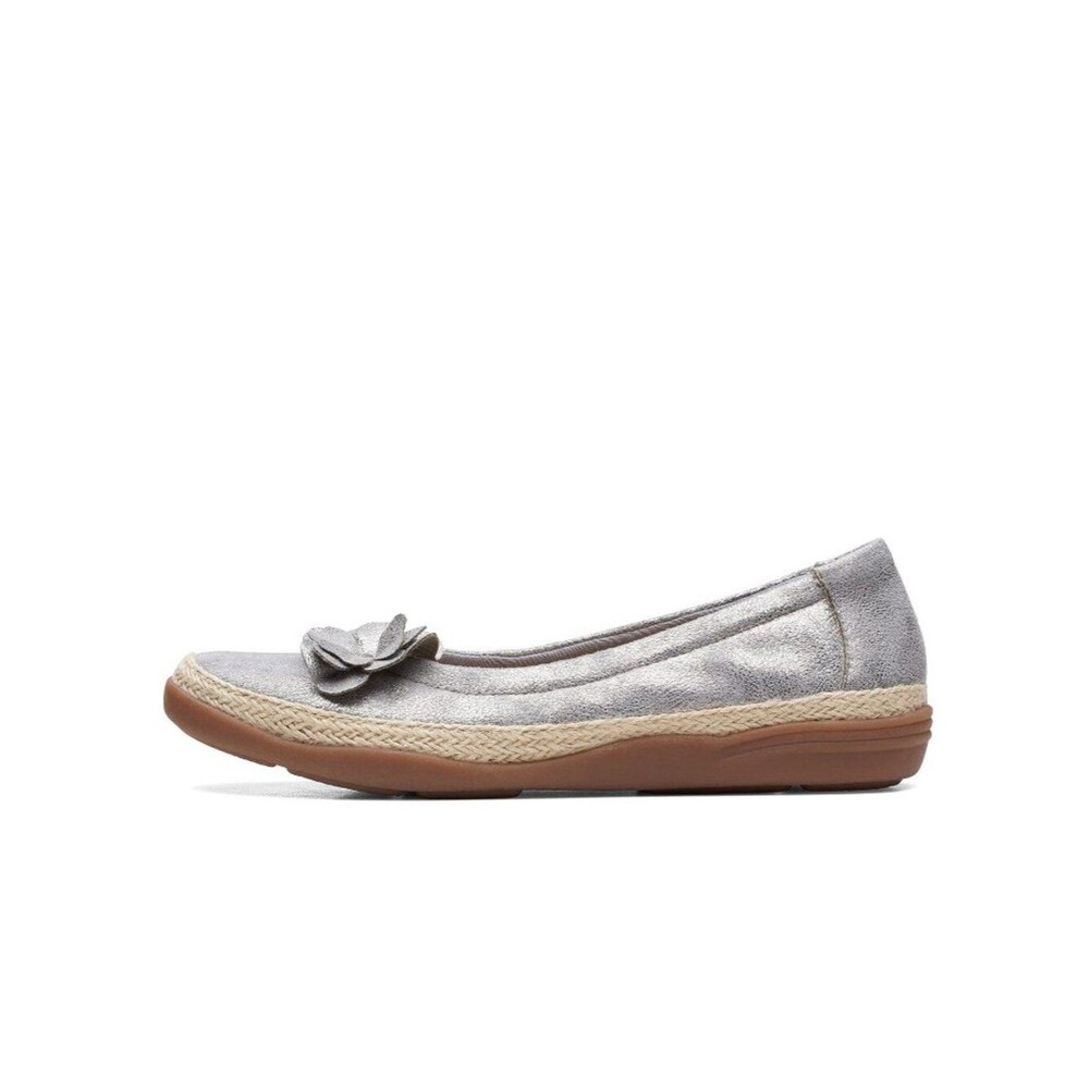Clarks Women's Elaina Jade Size 7.5  Silver Sparkling LIKE NEW